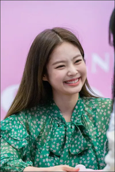 Et enfin, quelle est lentreprise créée par Jennie ?