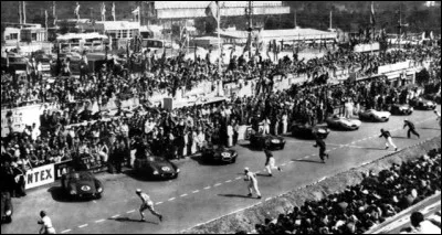 Quels sont les enjeux de la course de 1955 ?