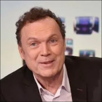 En quelle année, le présentateur Julien Lepers, a-t-il été mis au rencart de l'émission ''Question pour un champion'', qu'il animait depuis 1988 ?