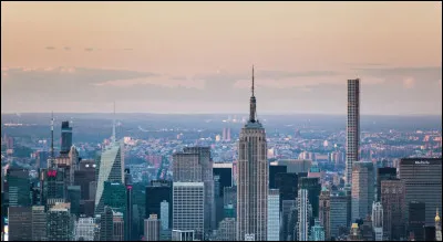 Dans quelle ville est-il né ?