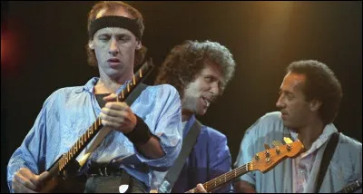 Il fait les churs sur la chanson ''Money for Nothing'' de Dire Straits. Qui était le leader de Dire Straits ?