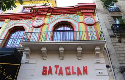 Dans quelle grande ville ''Le Bataclan'' (où il s'est produit en 2016) est-il situé ?
