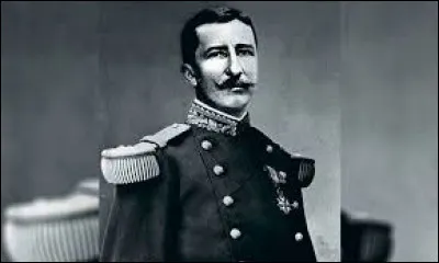 En quelle année le lieutenant-colonel Picquart, nouveau chef du contre-espionnage, commence-t-il à mettre en doute la culpabilité de Dreyfus ?