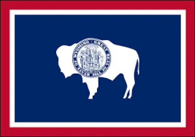 De ces trois États de l'Ouest des États-Unis, lequel a un bison sur son drapeau ?