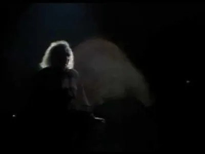 Quel chanteur français est l'auteur du poème ''La Tante'' ?