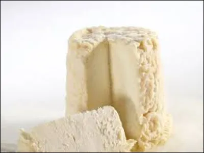 Km 57,9 : La Poterie. Lieu-dit de Saint-Sauveur. C'est dans cette région qu'est produit un excellent fromage de chèvre, je veux parler du ... ?