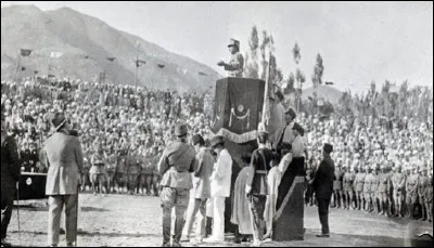 Quel pays obtient son indépendance cette année-là ?