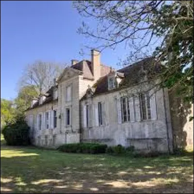Pour commencer notre balade je vous emmène en Bourgogne-Franche-Comté, au château d'Annéot. Village de l'aire d'attraction Avallonnaise, il se situe dans le département ...
