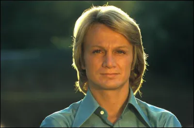 Claude Fran&ccedil;ois, tout le monde connait, mais dans quel pays Asie de l'Ouest est-il n&eacute; ?
