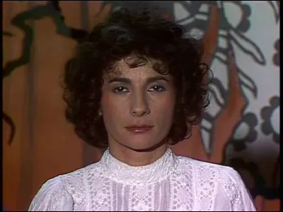 Qui est cette chanteuse, dont l'une des chansons s'intitule ''La Louisiane'' ?