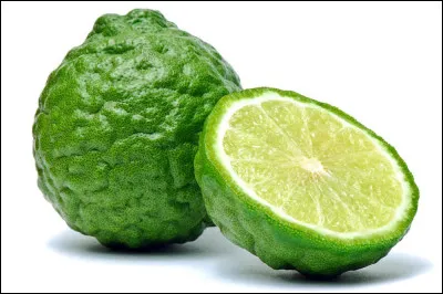 Quel est ce fruit exotique, un agrume à peau granuleuse et à chair acide très parfumée ?