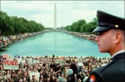 Quel est ce film o Tom Hanks joue le rle d'un homme simple d'esprit ?