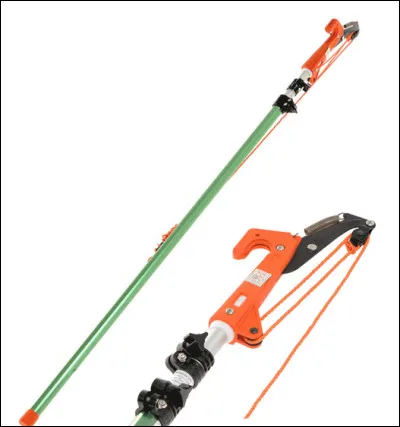 Quel est cet outil coupant monté au bout d'une perche et actionné par un corde afin de couper de branches hautes ?