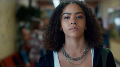 Avec qui Ginny est-elle sortie ?