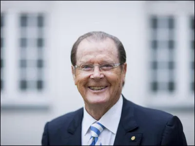 Qui est cet acteur qui joue dans le film américain de 1956 ''Diane de Poitiers'' ?