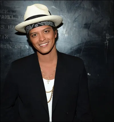 D'où le chanteur Bruno Mars est-il originaire ?