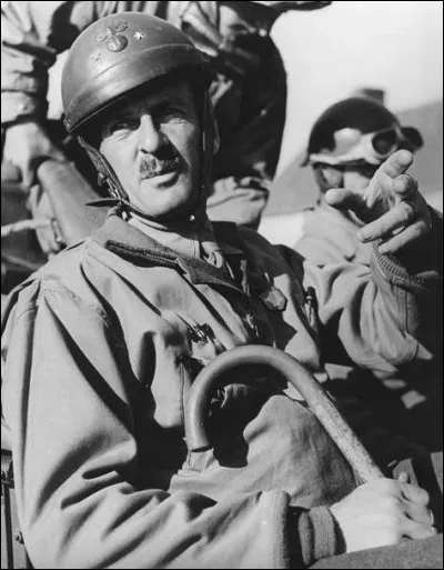 Dans quelle ville Philippe Leclerc (son nom de guerre) fait-il son serment en 1941 ?