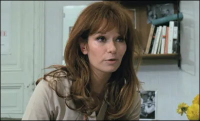 C'est sans doute son rôle le plus connu en France ; elle est Clara Chevalier dans ce film sorti en 1971 :