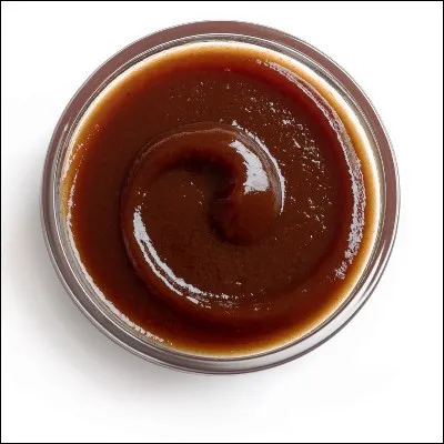 Quelle sauce brune américaine est généralement à base de miel, de ketchup et dépices ?