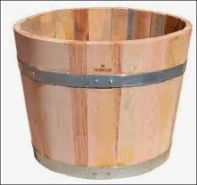 Quel est le nom de cet espèce de baquet qui sert pour le transport des poissons ?