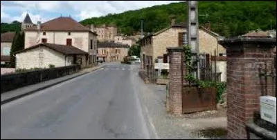 Nous traversons actuellement Duravel. Village Lotois, il se situe dans l'ancienne r&eacute;gion ...