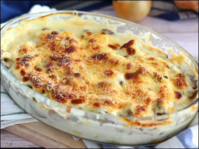 Ton père a cuisiné un gratin de courges et de navets, tu...