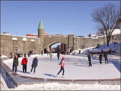 À la patinoire, tu...