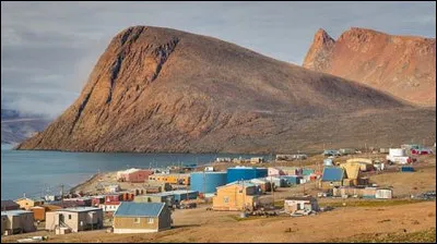 Ces îles furent découvertes par le navigateur breton Yves Joseph de Kerguelen qui les avait nommées « France australe ». En quelle année a-t-il découvert ces terres ?