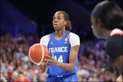 Qui est sur la photo ?