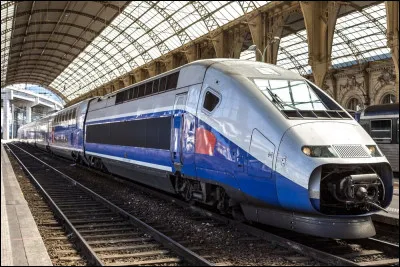 Quelle vitesse peut atteindre un TGV (train à grande vitesse) ?