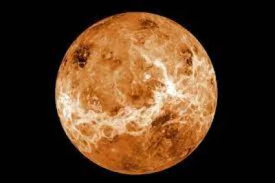 Vénus fait partie des quatre planètes telluriques de notre système solaire.
