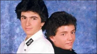 Compl&eacute;tez le titre du tube de ''David et Jonathan'' : '' Est-ce que tu viens pour...''.