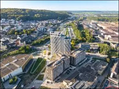 Quelle est cette ville luxembourgeoise de 30 000 habitants, 3e ville du pays, située à la frontière française ?