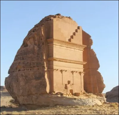 Quel lieu fut construit par les Nabatéens ?