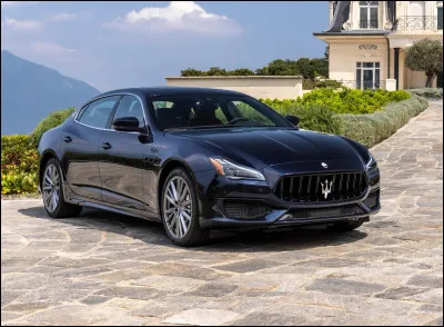 Considérée comme le modèle du renouveau pour la marque de Modène, cette berline est éclipsée par ses concurrentes allemandes mais cette voiture bénéficiait de la technologie moteur provenant directement de Maranello. Quelle est cette berline ?