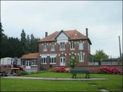 Village Samarien, Hervilly se situe en région ...