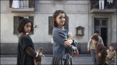 Littérature : Dans quelle ville italienne vivent les deux amies de la saga "L'amie prodigieuse " d'Elena Ferrante ?