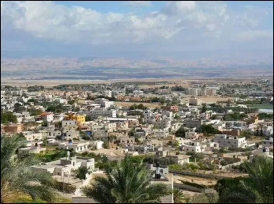 Jéricho est une ville de quel territoire palestinien ?