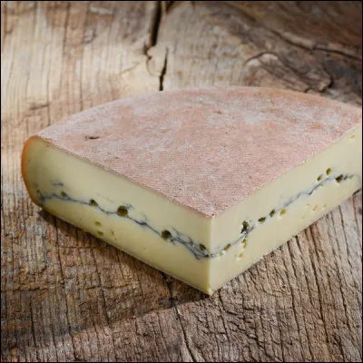 Avec le lait de quel animal est fabriqué le fromage le morbier ?