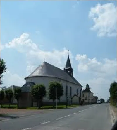 Voici l'église Notre-Dame-de-l'Assomption, à Varennes. Village Samarien, il se situe en région ...