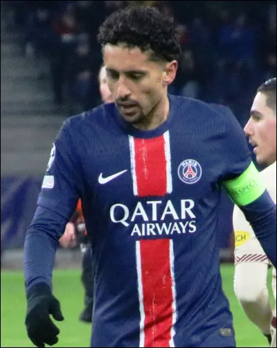 Le capitaine parisien Marquinhos a établi pour cette saison un nouveau record de championnats de France remportés. 
Combien de fois a-t-il été sacré avec le club de la capitale ?