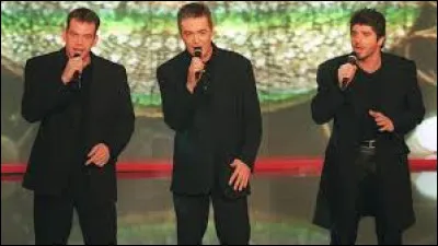 Qui incarne Quasimodo dans l'oeuvre musicale "Belle" de la comédie musicale "Notre Dame de Paris" en 1998 ?