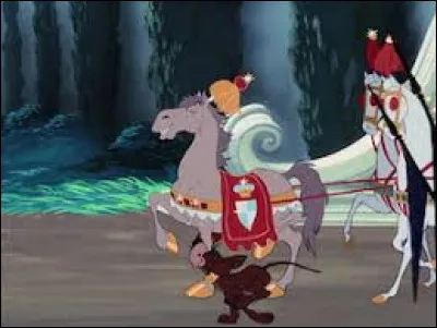Dans "Cendrillon", un film des studios Disney sorti en 1950, quel animal est transformé en cheval par la marraine la Bonne Fée ?