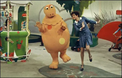 Quelle émission commençait ainsi : "Voici venu le temps des rires et des chants... ?