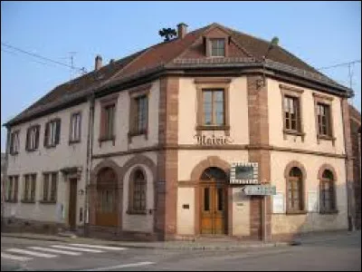 Pour finir, je vous emmène à Soultz-les-Bains. Station thermale de l'arrondissement de Molsheim, elle se situe dans le département ...