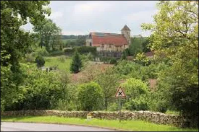 Nous sommes en Lorraine, aux Marats. Ancienne commune de l'arrondissement de Bar-le-Duc, elle se situe dans le département ...