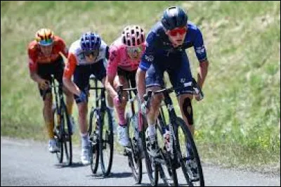 Qui est le dernier Français à avoir terminé dans les dix premiers du Tour ?