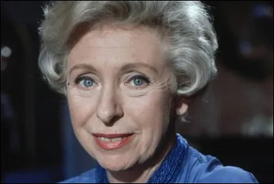 Qui est cette chanteuse interprète du titre ''Tire l'aiguille'' ?