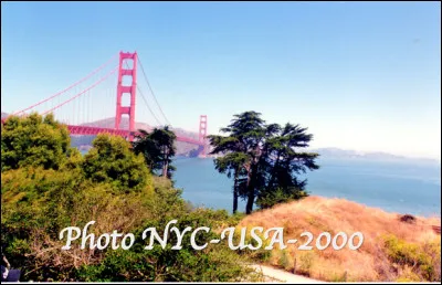 Quelle ville en S est associ&eacute;e au pont suspendu du Golden Gate ?
