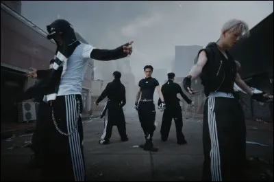 K-pop idole : choisis une image de Niki, maknae d'Enhypen :